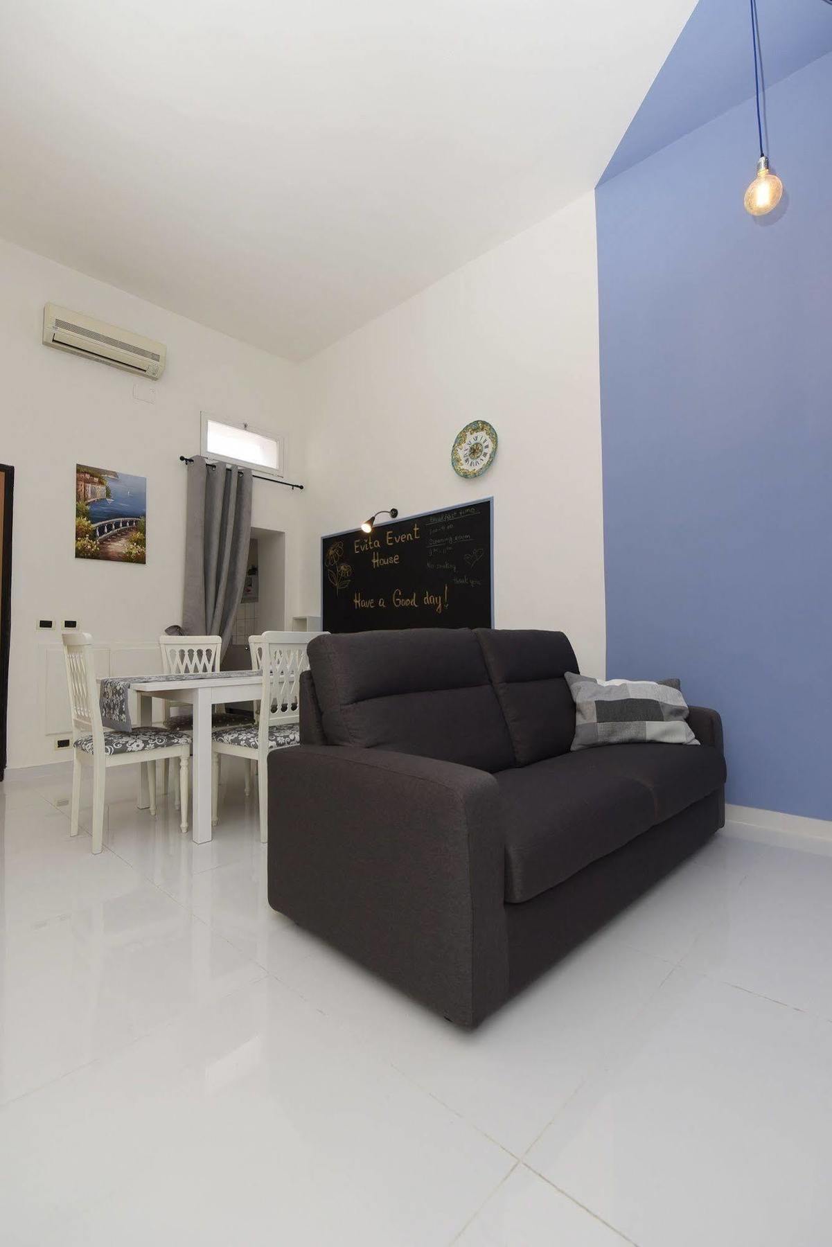 פומפיי Evita House B&B מראה חיצוני תמונה
