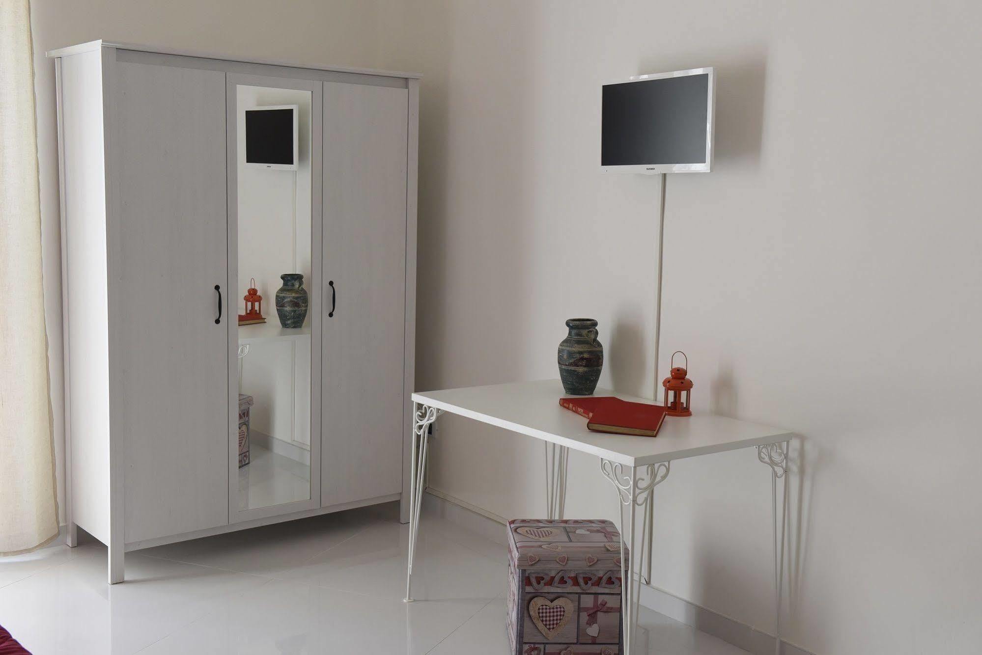 פומפיי Evita House B&B מראה חיצוני תמונה