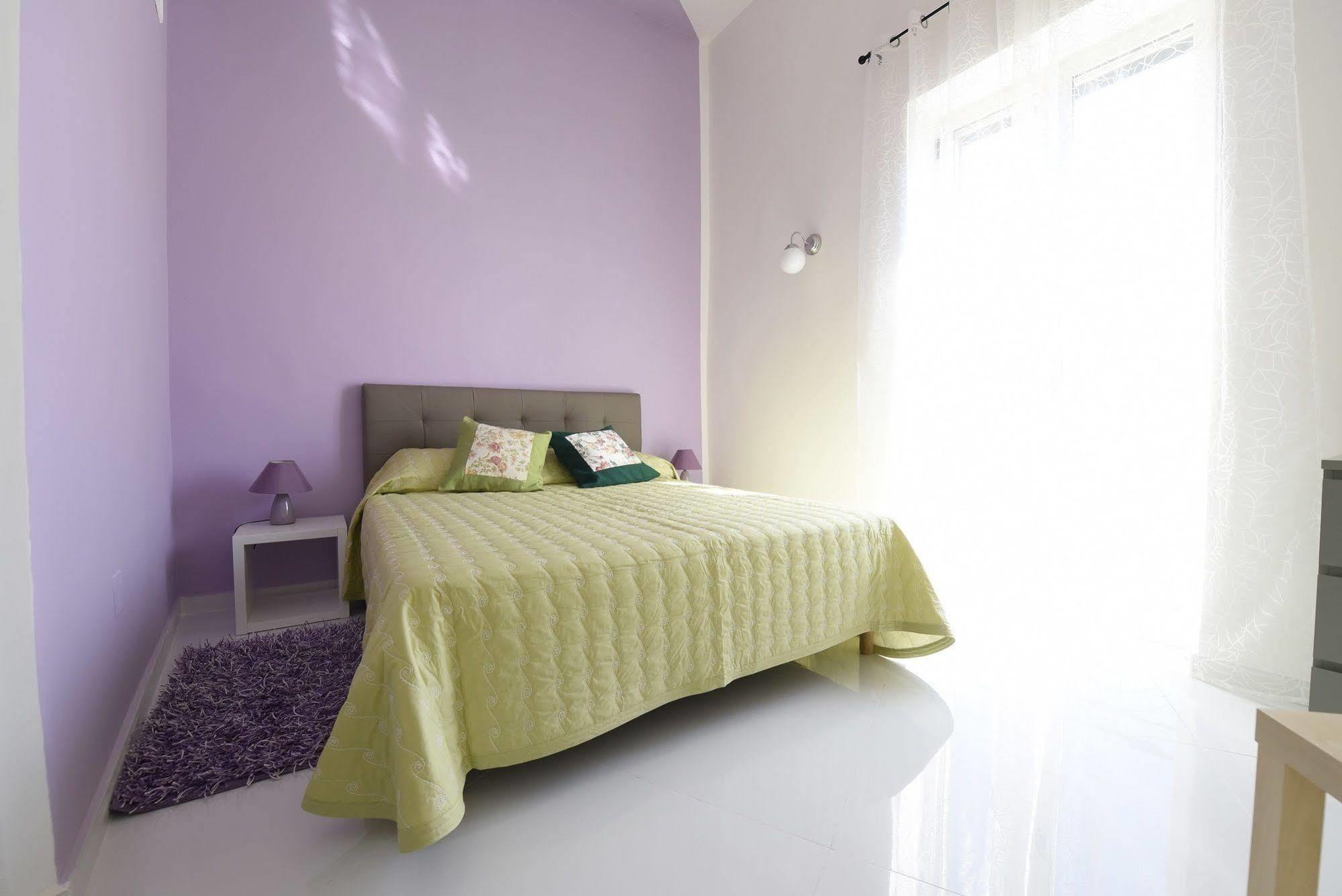 פומפיי Evita House B&B מראה חיצוני תמונה
