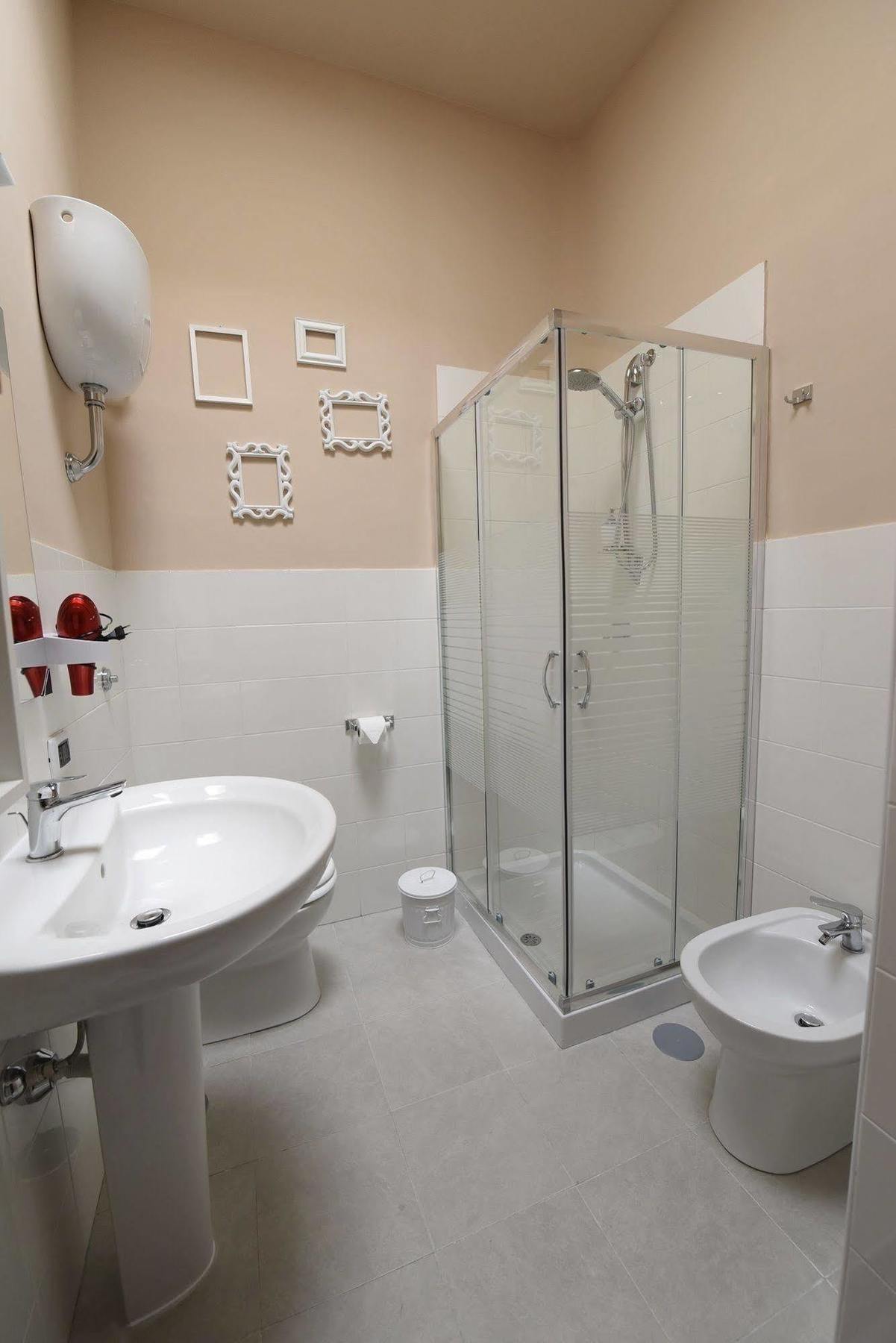 פומפיי Evita House B&B מראה חיצוני תמונה