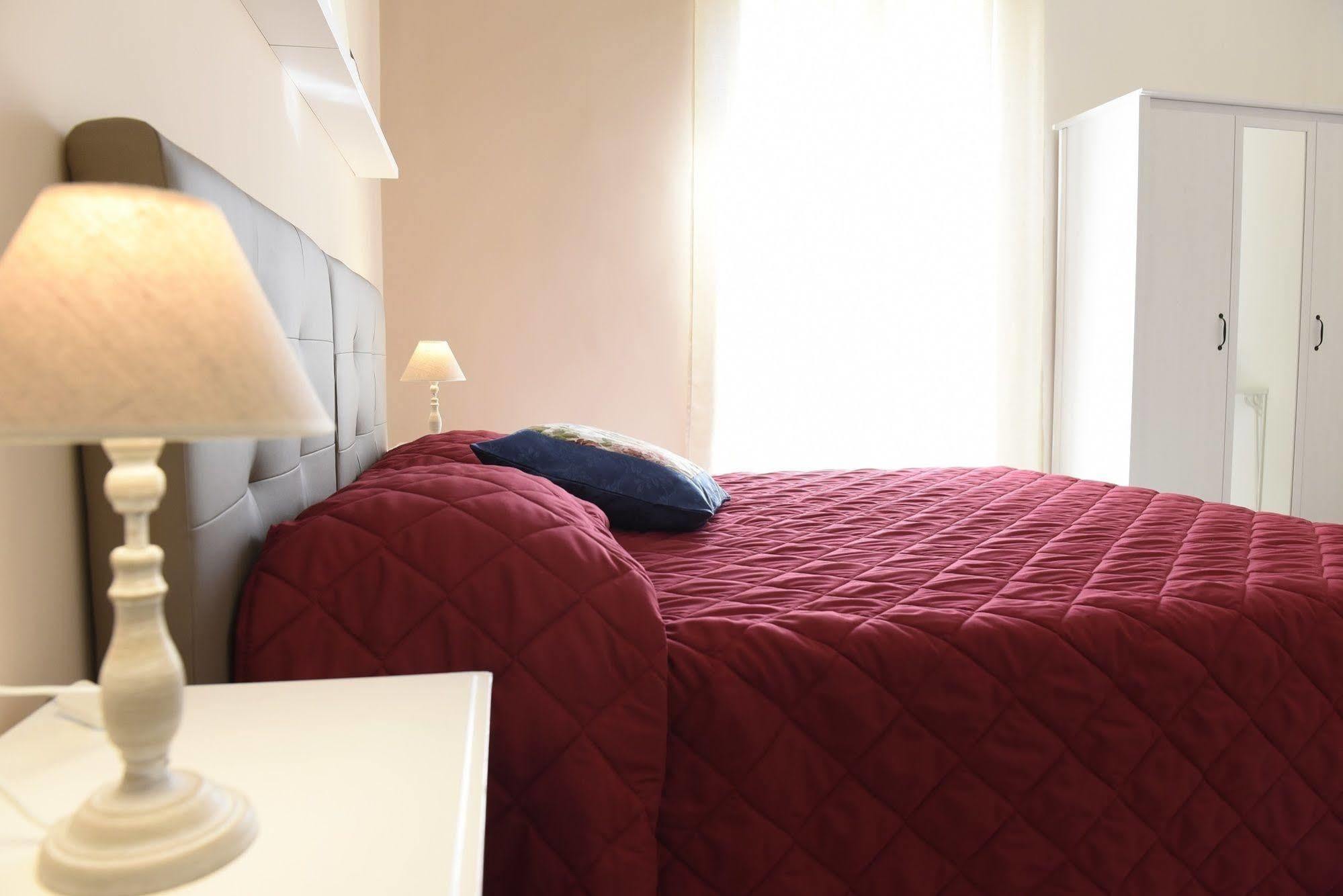 פומפיי Evita House B&B מראה חיצוני תמונה