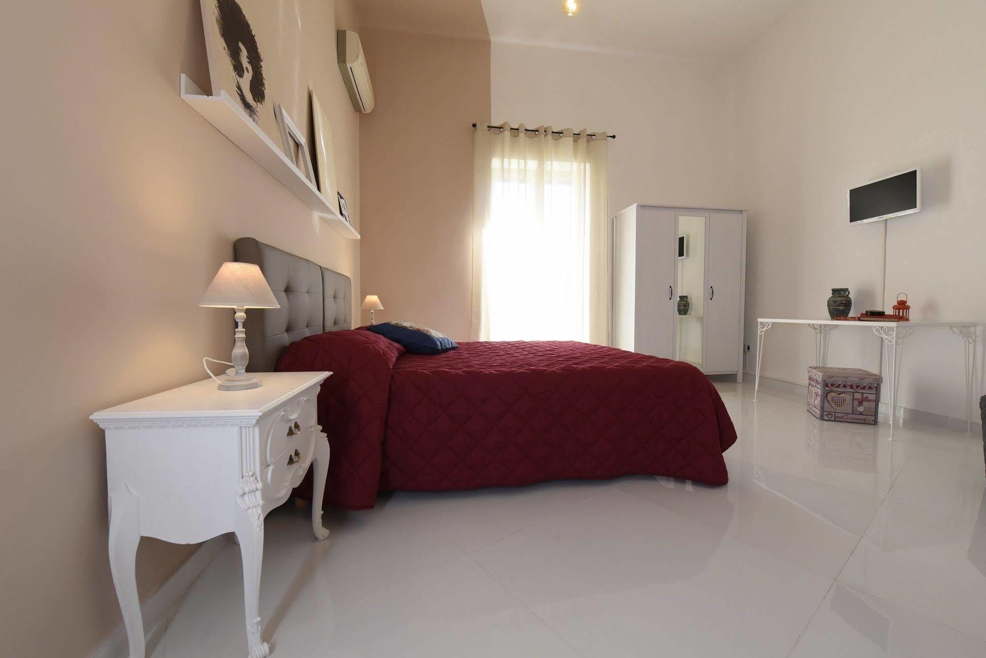 פומפיי Evita House B&B מראה חיצוני תמונה