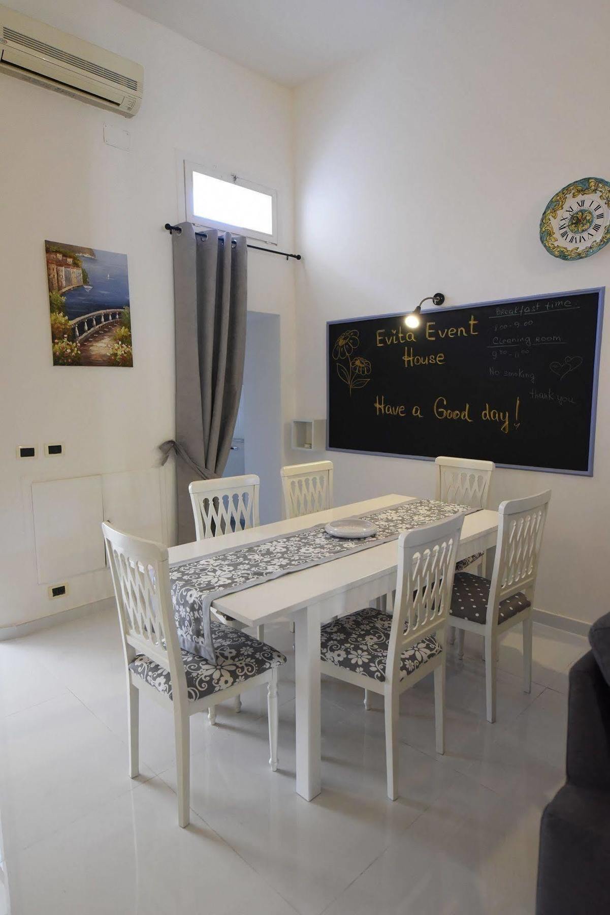 פומפיי Evita House B&B מראה חיצוני תמונה